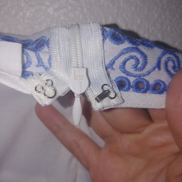 Sugar lips embroidered blouse peace and serenity - Picture 8 of 8